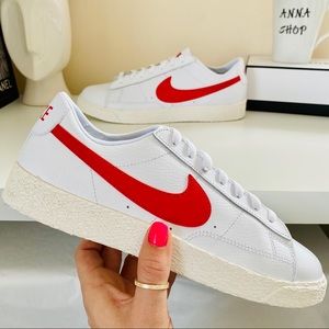 NWT Nike blazer white with red swoosh shoes